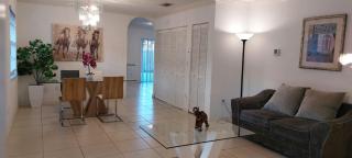 Super Room 5 minutes from PBI Airport - West Palm Beach - 4