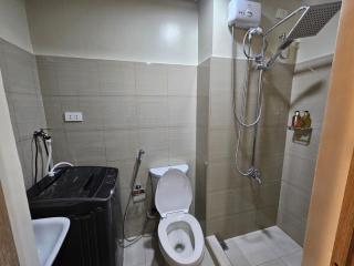 The Executive Suites at Shore 2 Residences - Manila - 7