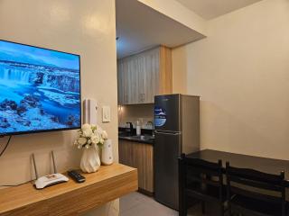 The Executive Suites at Shore 2 Residences - Manila - 6