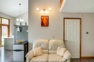 Apt within Townhome Albany Estate with Yard Access - Slingerlands - 6
