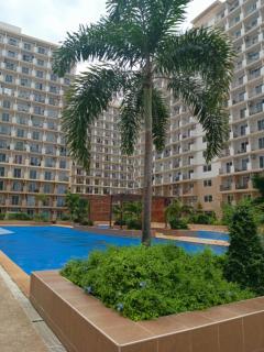 Homey Apartment with Olympic-sized pools - Lapu Lapu City - 7