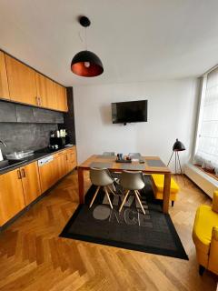 Old Town Apartment - Terrace & Parking - Praga - 8