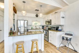 Walk to Beach Ocean-View Home with Deck in Freeport - Red Fish Cove - 5