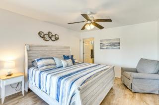 Walk to Beach Ocean-View Home with Deck in Freeport - Red Fish Cove - 2