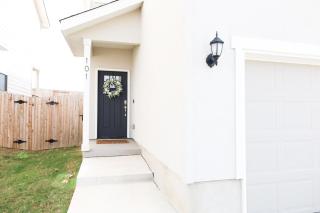 New Home by Lackland & Seaworld - 9