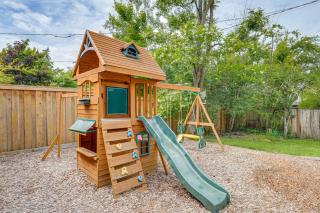 1 Mi to UO Campus - Family Home with Pool Table! - 9