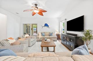 Dog-Friendly 4BR Coastal Getaway Close to Beach - 3
