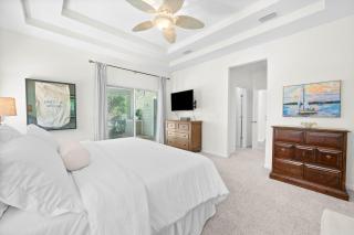 Dog-Friendly 4BR Coastal Getaway Close to Beach - 7