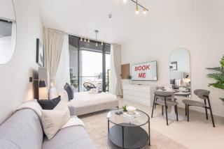 StayShort - Well-furnished and Luxurious Studio in JVC - 0