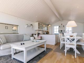 Beachfront Beauty in Hasmark - By Traum Ferienwohnungen - 3