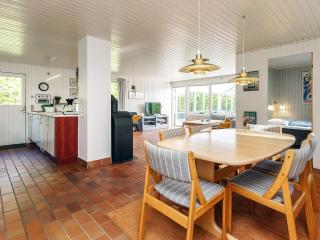 Tranquil Oasis with Sauna and Whirlpool-By Traum - Odde - 7