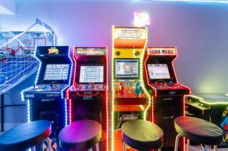 The Radiant Downtown Retreat w/hot tub•game room - Houston - 9