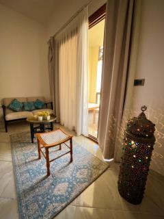 luxury Beachfront Studio- Foreign Nationals Only - 5