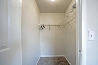 Central 9-Person Apt w/ WiFi, Near Downtown Austin - Austin - 4