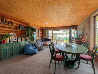 Straw bale House Beauty - Queenstown - 7