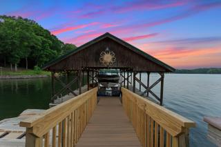 Spacious Waterfront Home on Lake Norman with Firepit Views and Dock Access - Sherrills Ford - 7