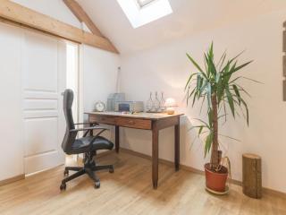 Gîte Confortable avec Jardin, Proche Mer et Ville, Équipé pour Familles, Vélo Inclus - FR-1-306-1076 - 2