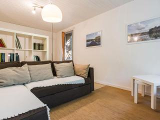 Gîte Contemporain avec Jardin et Parking à La Chapelle-sur-Erdre - FR-1-306-1309 - 4