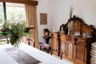 Luxe HomeStay 1 BEDROOM Option at 6 O'Clock Shadows - 3