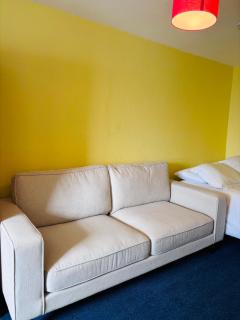 Entire Flat in Edinburgh, City Center - 4