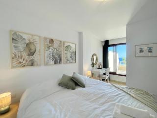 Luxury, Frontline Burriana Beach, Nerja - Nerja - 3