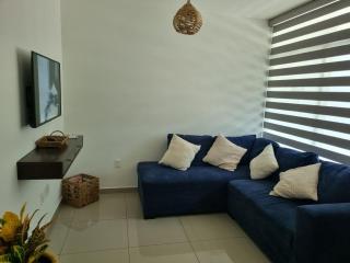 House with air conditioning and pool - 1