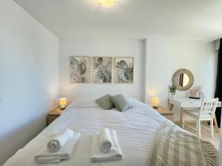 Luxury, Frontline Burriana Beach, Nerja - Nerja - 2