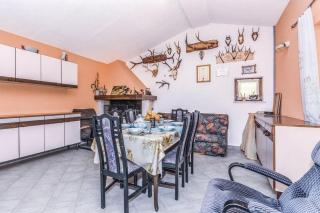Family friendly house with a swimming pool Dolenja Vas, Central Istria - Sredisnja Istra - 24528 - Dolenja Vas - 2