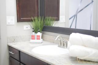 The City Sanctuary A Luxurious Retreat with Urban Charm - Houston - 6