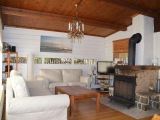 Holiday home with 2 bedrooms - - 6