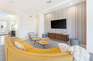 Lumen at Tahquitz: New Build with Pool Fire Pit Designer Interiors - Palm Springs - 5