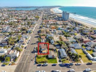 Free Parking! Beach & Eats Await! - San Diego - 1