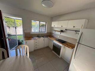 Del Rene - Gold Coast - 4