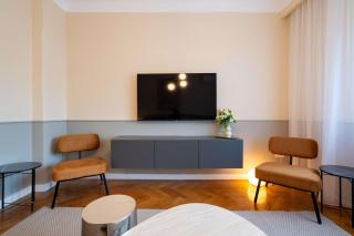 Elegant 3BR Flat Steps from Romanian Athenaeum - Bucareste - 6