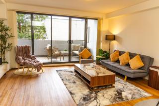 Central Parra Stylish 2Bedroom Apt 5-Min Walk to Station Private Big Car Park - Sydney - 8