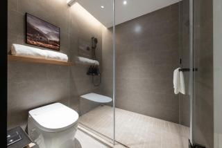 Atour Hotel Shenzhen Futian CBD Gangxia North Metro Station - 3
