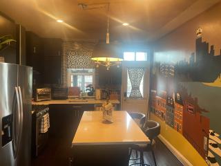 Greektown steps from Hopkins - Baltimore - 5