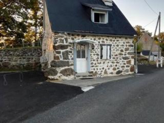 Maison de charme à Cros - 3 pers, Parc des Volcans - FR-1-814-133 - Cros - 0
