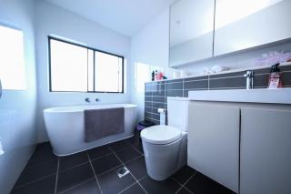 Spacious 3 bedroom apt lift access near Parramatta - Northmead - 6