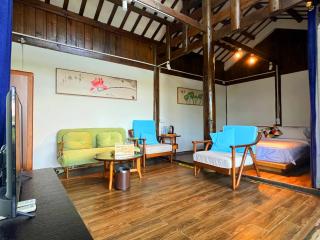 Ldyllic Pondside Timber Lodge - Zhangjiajie - 7