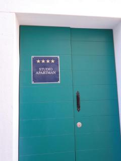 Heritage 4-Stars Apartment Kyra Pitve Hvar - Jelsa - 9