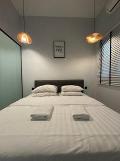 Zen Retreat Glass Pool Villa - Taiping - 9