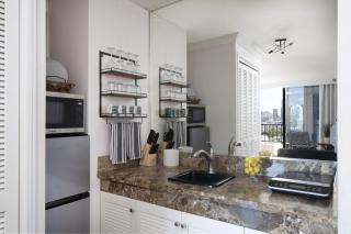 Refreshing Royal Garden Studio condo - Honolulu - 6