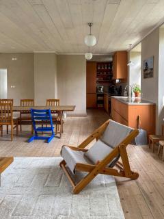 Historic Limestone School By Boge Church - Slite - 0