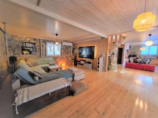 Eco-Friendly Villa - Hot Tub Forest & Sea Access - 3