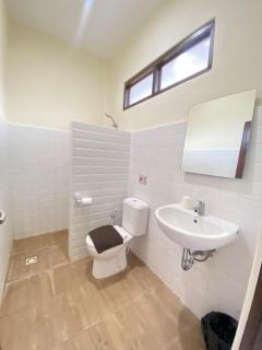 SH Hotel - 20 Second to the Bach by Micky Studio R - Legian - 7