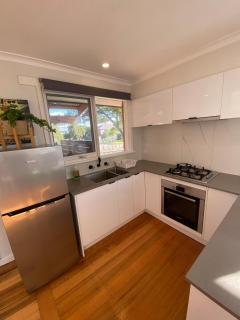 Sunny Central Frankston Stay, Entire Unit - 2