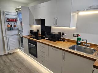 Beautiful and Quiet Modern Apartment in Harlow - Londra - 9