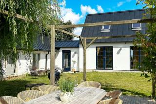 Spacious House With Sea Views In Österlen - Borrby - 9