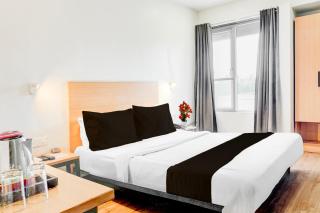 Super Townhouse MG Road Pune - Poona - 0